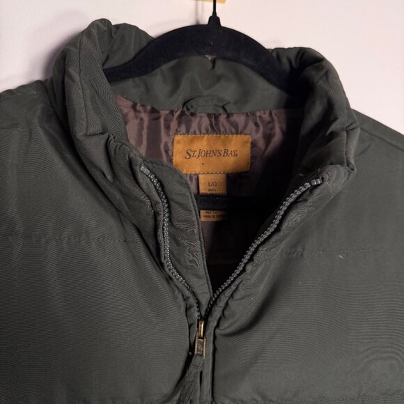St. Johns Bay Puffer Vest - Picture 3 of 5